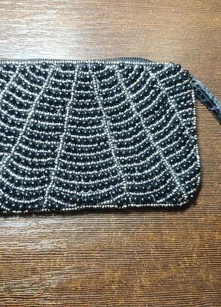 Гаманець із вишивкою бісером і намистинами