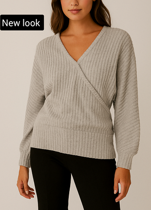 Свитер женский серого цвета в полоску с широкими рукавами от бренда new look s