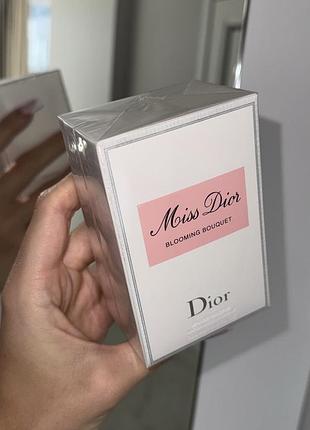 Розкішні  шлейфові парфуми  miss dior blooming boquet ✨ духи 100 мл