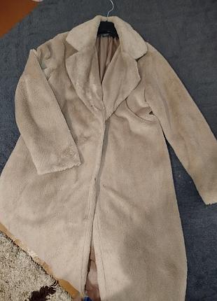 Шубка тепла,зручна