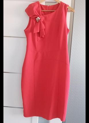 Сукня елегантна