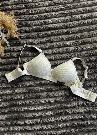 Бюстгальтер спортивний