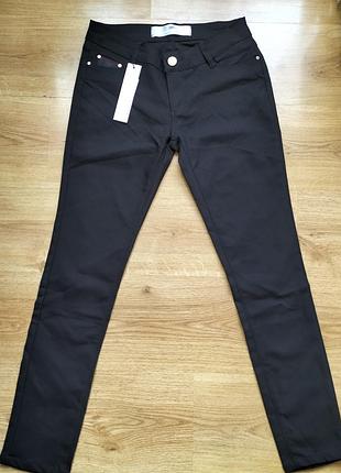 Штани жіночі стрейчеві чорні