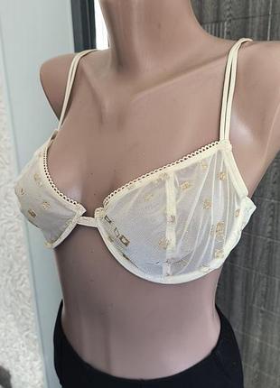 Красивый лиф бюстгальтер