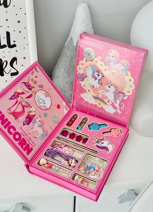 Набір косметики дитячої та аксесуарів