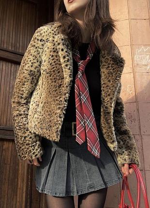 Леопардова шуба