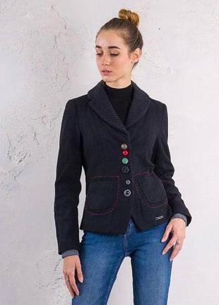 Теплий фірмовий жакет/ s/ brend desigual