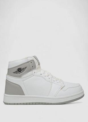 Кроссовки женские зимние на меху