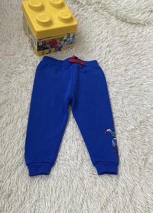 Штани теплі marwel на 1,5-2 роки хлопчику
