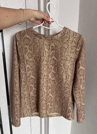 Кофта з принтом «під зміїну шкіру»