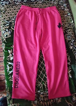 Одежда. яркий оверсайз костюм