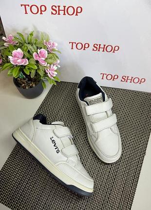 Оригинальные кроссовки levi's