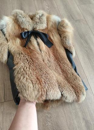 Жилетка из лисы в идеальном состоянии размер с м