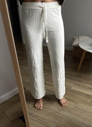 Теплі трикотажні штани, жакардова вязка, молочного кольору, довжина 99см, резинка на талії 32см