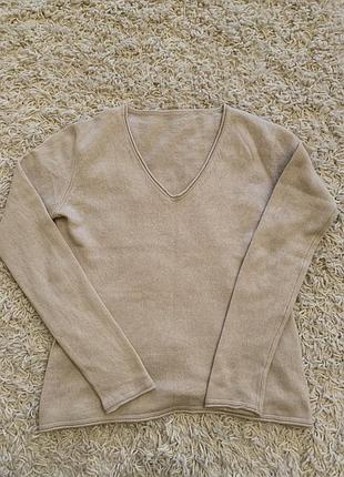 Кашемірова кофтинка