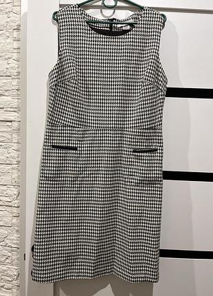 Плаття з карманами