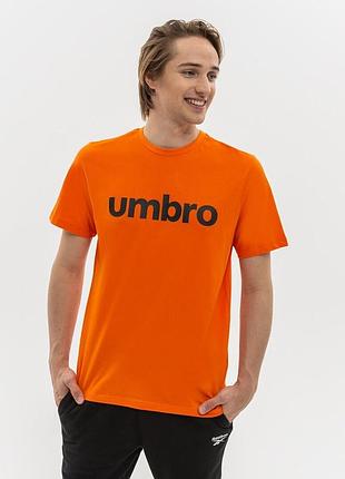 Футболка umbro fw с линейным логотипом