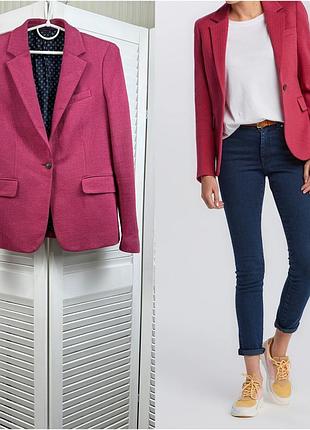 Якісний приталений блейзер малинового кольору від дорогого бренду gant, розмір uk10, eur38