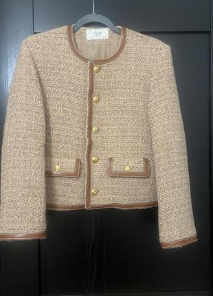 Женский жакет демиссизонный в идеальном состоянии