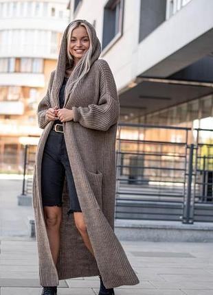 Теплий довгий кардиган oversize широкий з поясом , капішоном