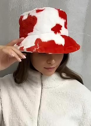 Панама плюшевая утепленная красно-белого цвета универсальный размер