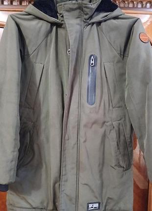 Зимняя куртка для мальчика на возраст 10роков