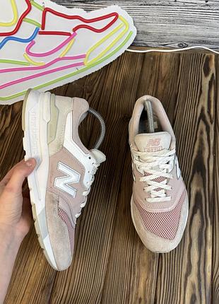 Кросівки new balance