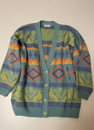 Стильный кардиган на пуговицах