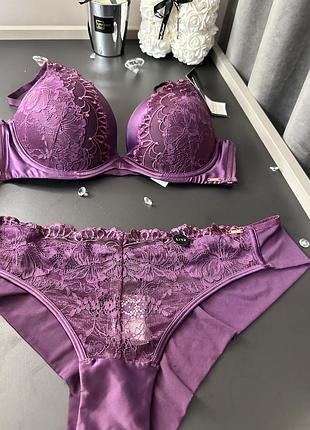 Розкішний комплект hunkemoller noir