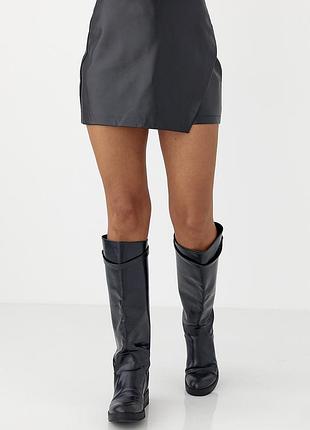 Юбка-шорты из эко-кожи
