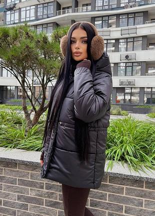 Теплая и стильная зимняя женская куртка