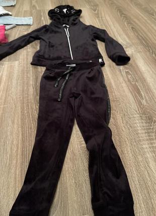 Спортивний костюм для дівчинки