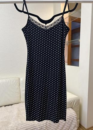 Сукня на бретелях