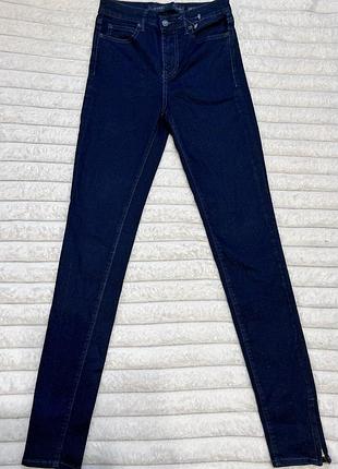 Джинсы guess