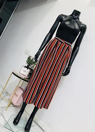 Стильные широкие брюки-кюлоты в полоску от primark