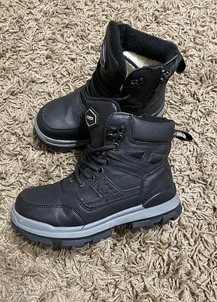 Стильные ботинки на мальчика зима