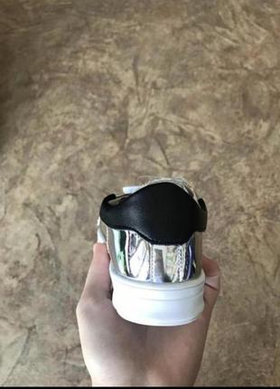 Кроссовки на липучках 3