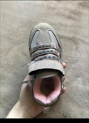 Кроссовки на липучках 4