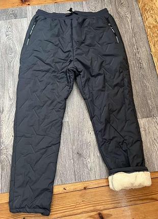 Теплі чоловічі спортивні штани . штани на хутрі