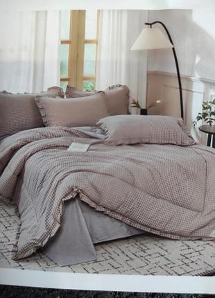 Постельное белье с одеялом. набор с чехлом для хранения. различные цвета. приятная на ощупь. подходит как на подарок так и себе.