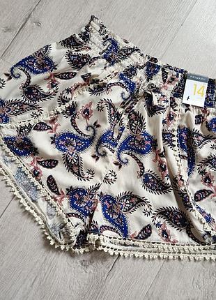 Новые бежевые шорты свободного кроя с индийскими мотивами 14 размер xl из вискозы