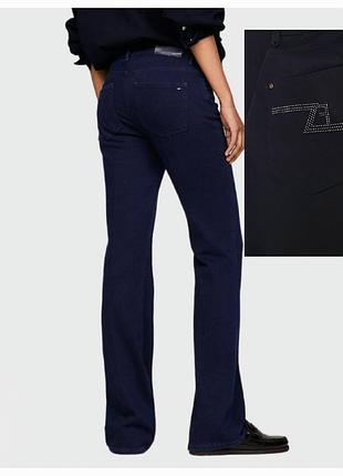 Новые прямые джинсы синие стразы