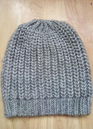 Шапка вязана hallhuber