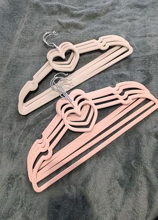 Набор 10 шт плечики тремпель вешалка плечечка сердце бархатные флокированные