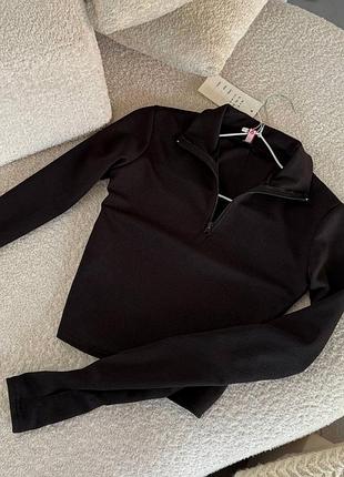 Кроп-топ женский с воротничком