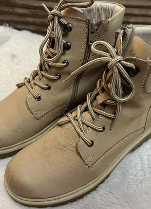 Черевики жіночі lasocki 38 р. ( уст 24 см,шкіра