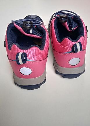 Кросівки р.33 9