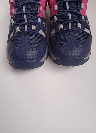 Кросівки р.33 8