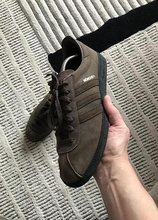 Кроссовки кроссовки