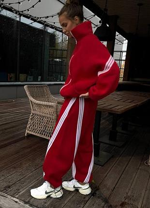 Спортивний костюм з лампасами кофта зіпка на блискавці штани карго на манжетах комір